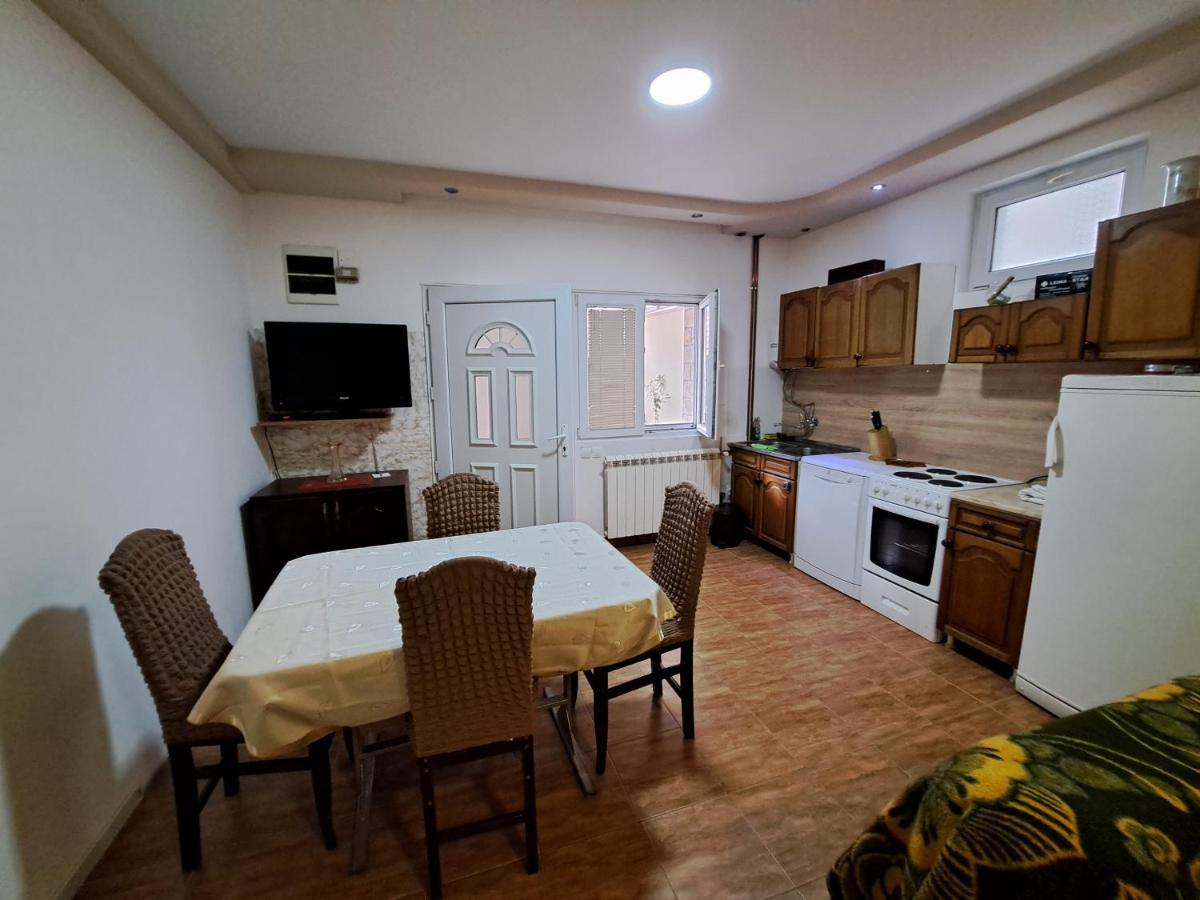 Apartmani Milami #1 Belgrado Exterior foto